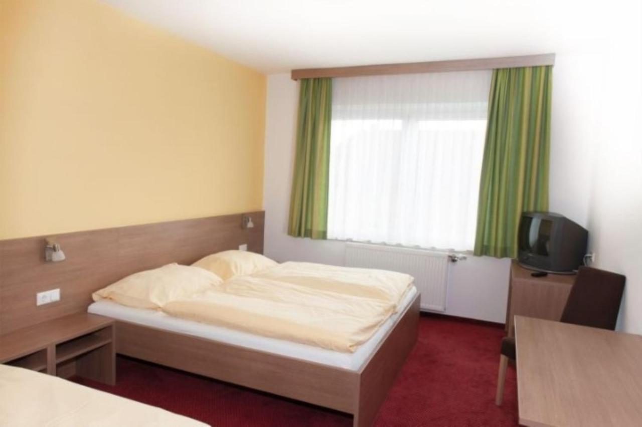 Gasthof Pension Auzinger Meggenhofen Kültér fotó